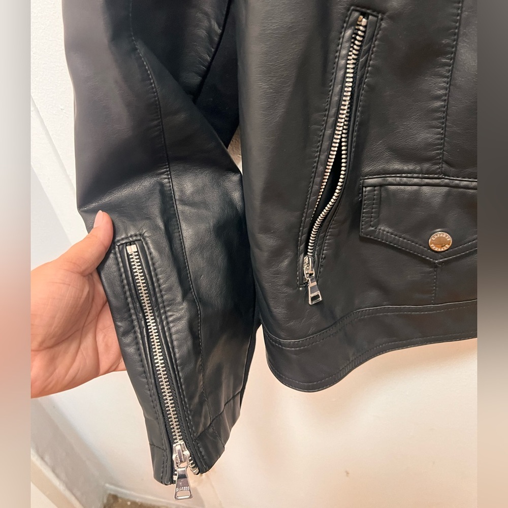 Express Jacket - image 4